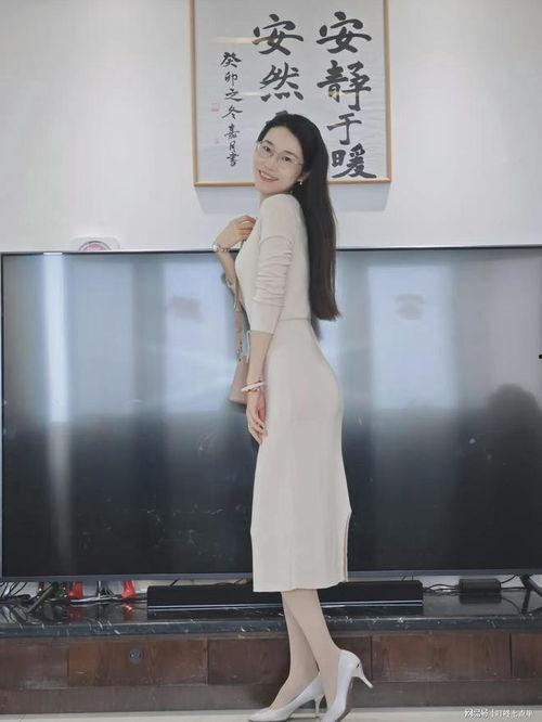 老婆肉丝袜勾引,一场不期而遇的激情邂逅