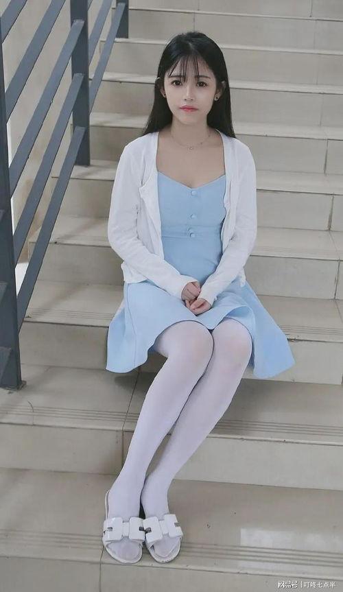 女学生白丝袜舞蹈视频,女学生白丝袜舞蹈视频魅力绽放